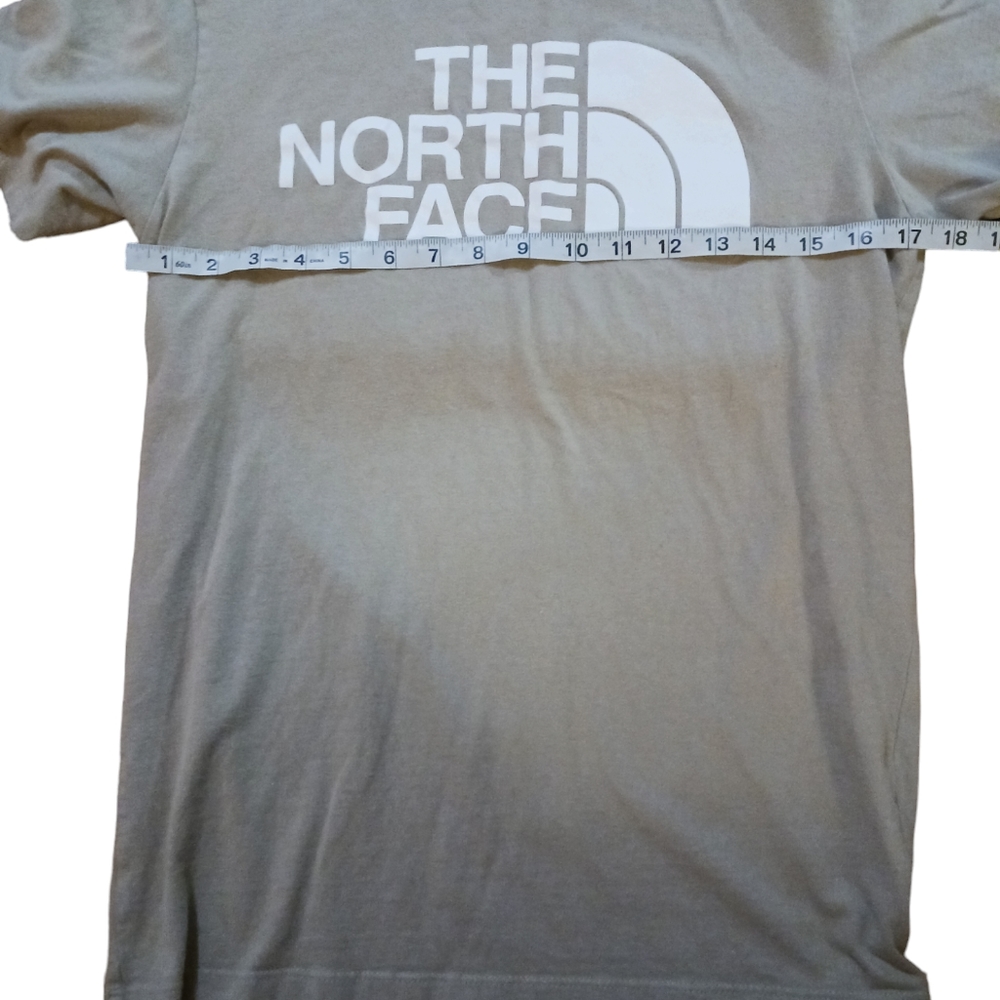 The North Face beige mens tee. - Picture 3 of 5